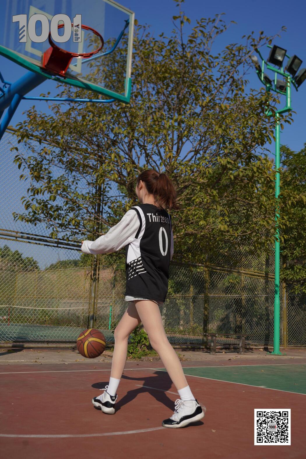 [IESS One Thousand and One Nights] Model: Strawberry "Playing Basketball with Girlfriend 3" Stockings
