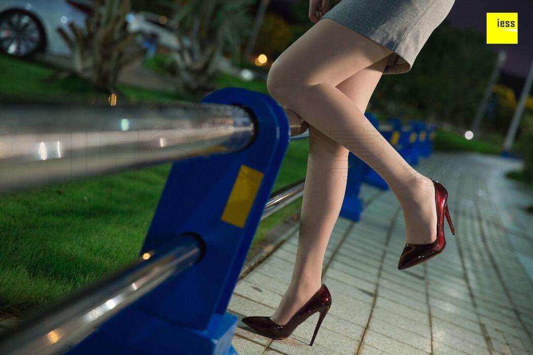 "The Uniform Under the Street Lamp" [Iss to IESS] "Devil Wednesday" Special Issue 29