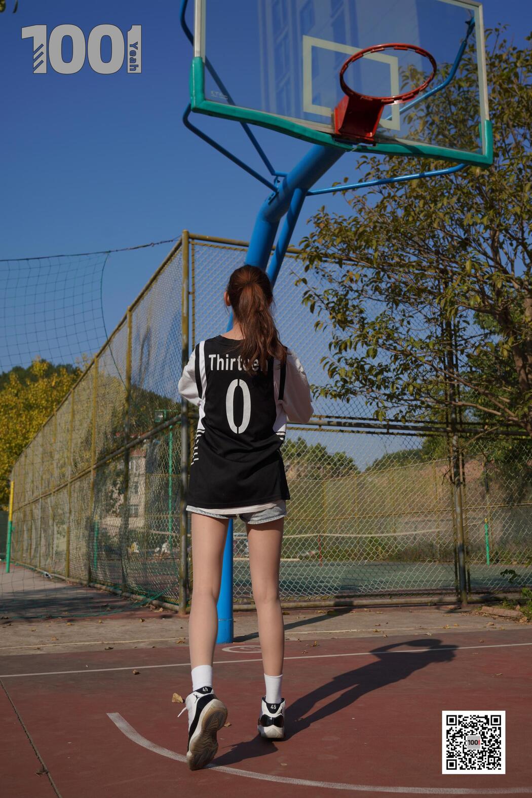 [IESS One Thousand and One Nights] Model: Strawberry "Playing Basketball with Girlfriend 3" Stockings