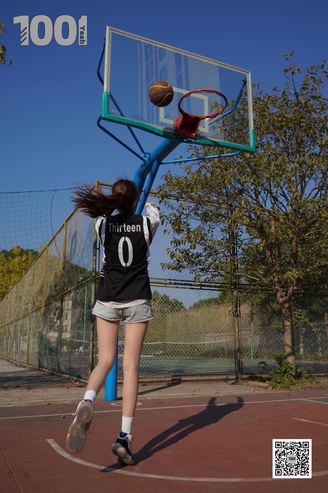 [IESS One Thousand and One Nights] Model: Strawberry "Playing Basketball with Girlfriend 3" Stockings