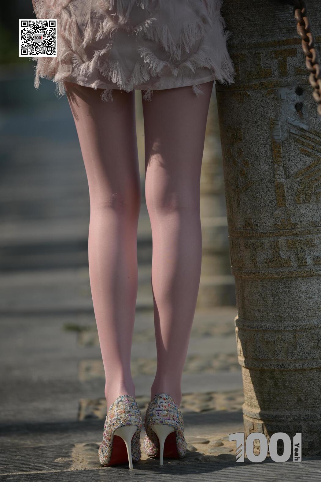 [IESS One Thousand and One Nights] Model: Legs and Legs "Encounter 2" Street shot beautiful legs