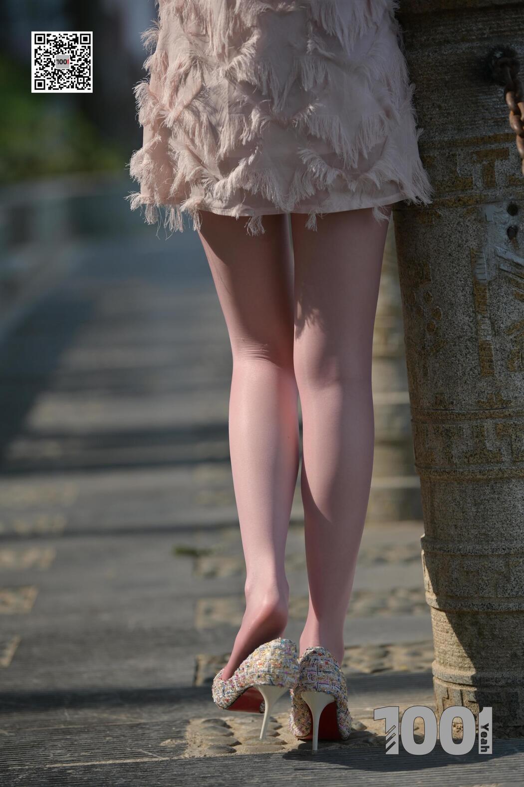 [IESS One Thousand and One Nights] Model: Legs and Legs "Encounter 2" Street shot beautiful legs