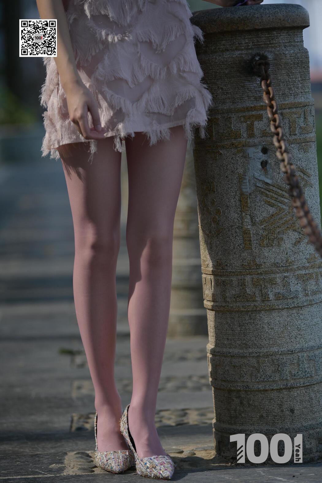 [IESS One Thousand and One Nights] Model: Legs and Legs "Encounter 2" Street shot beautiful legs