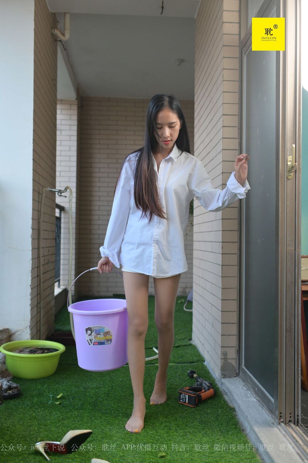 [IESS Nth Fantasy] Neighbor borrows water 4 Miko, shirt + skin color stockings + wet water