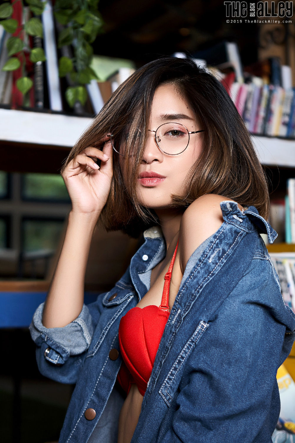 [The Black Alley] Apple Set.78 2020.01.15