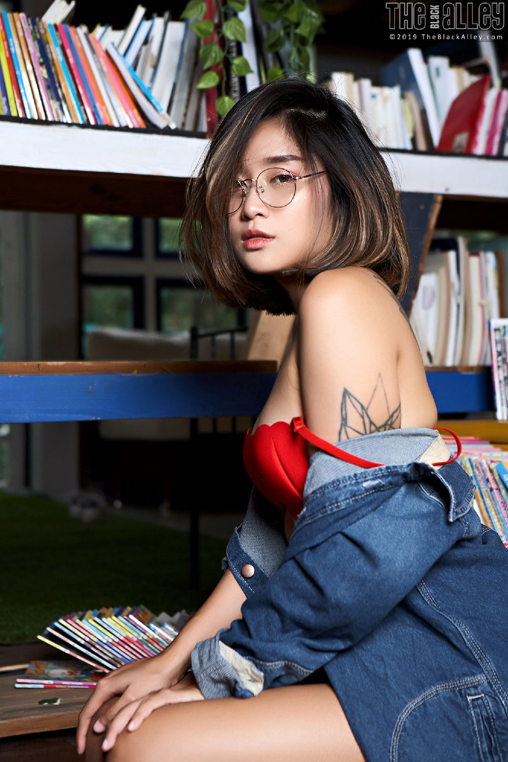 [The Black Alley] Apple Set.78 2020.01.15