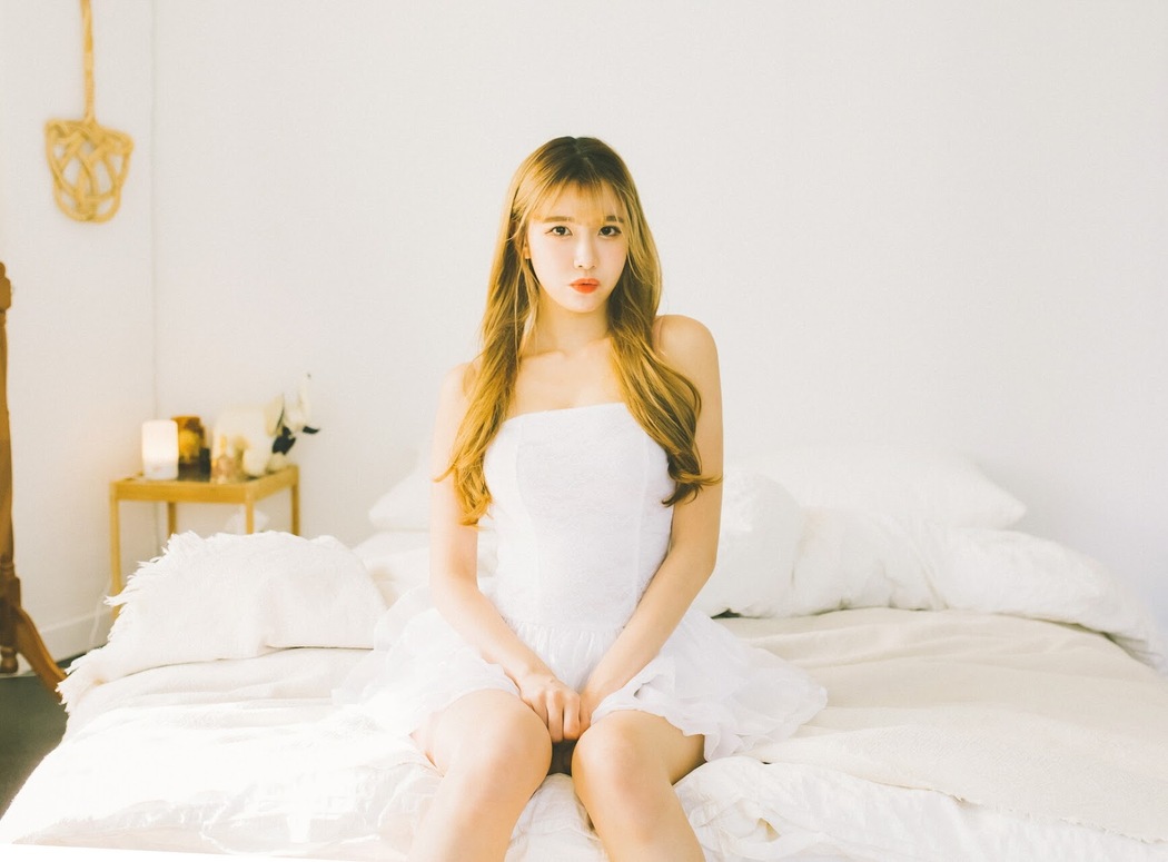 Lee Ahrin 이아린, [Moon Night Snap] Guerinnarae Hotel