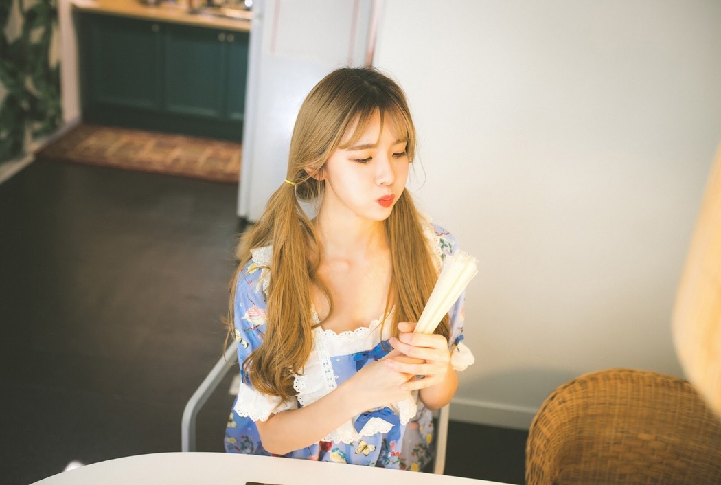 Lee Ahrin 이아린, [Moon Night Snap] Guerinnarae Hotel