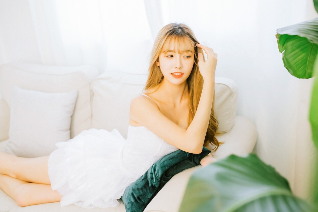 Lee Ahrin 이아린, [Moon Night Snap] Guerinnarae Hotel