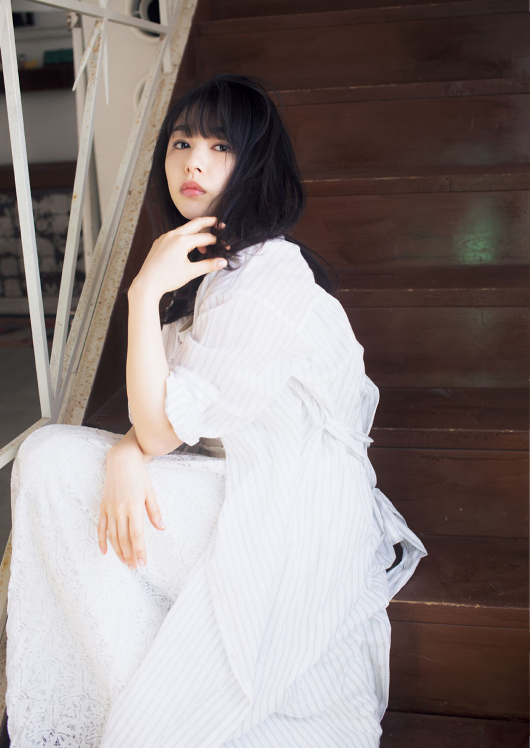 Hinako Sakurai 桜井日奈子, Big Comic Spirits 2021 No.26 (ビッグコミックスピリッツ 2021年26号)