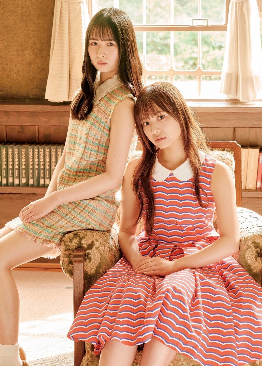 Hiyori Hamagishi 濱岸ひより, Hinano Kamimura 上村ひなの, Young Jump 2021 No.26 (ヤングジャンプ 2021年26号)