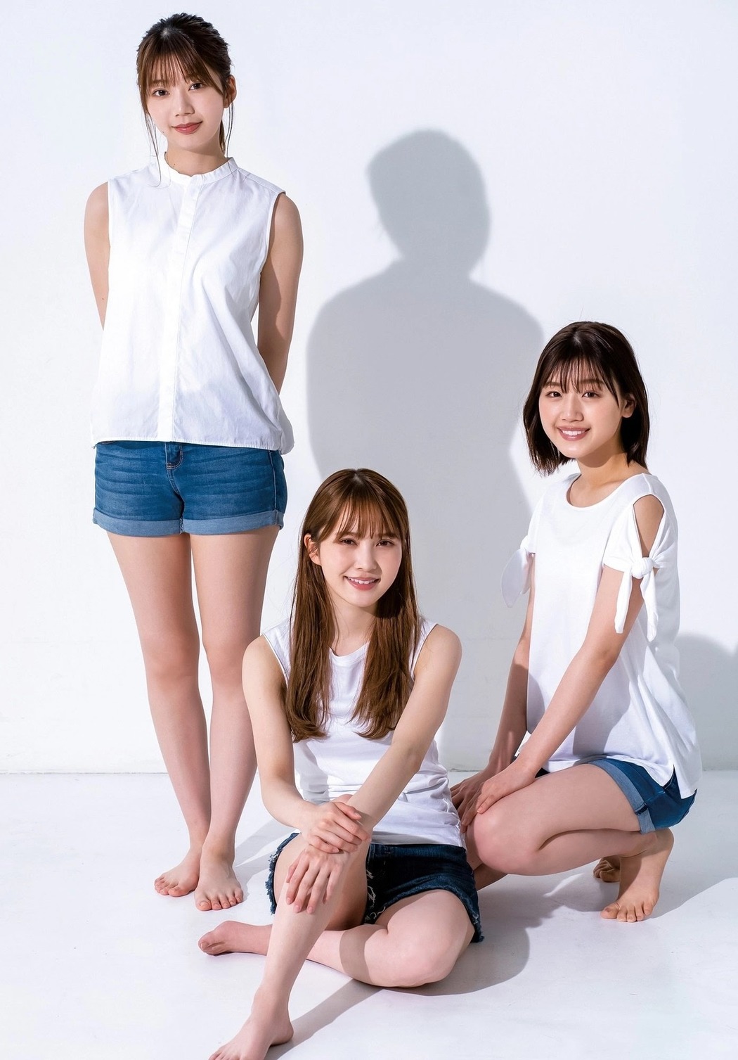 加藤史帆, 佐々木美玲, 高本彩花, Young Jump 2021 No.26 (ヤングジャンプ 2021年26号)