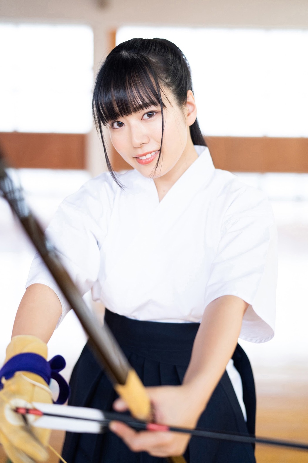 Umi Shinonome 東雲うみ, ヤンマガWeb 東雲うみが水着で弓道 2021.03 Cover Photo