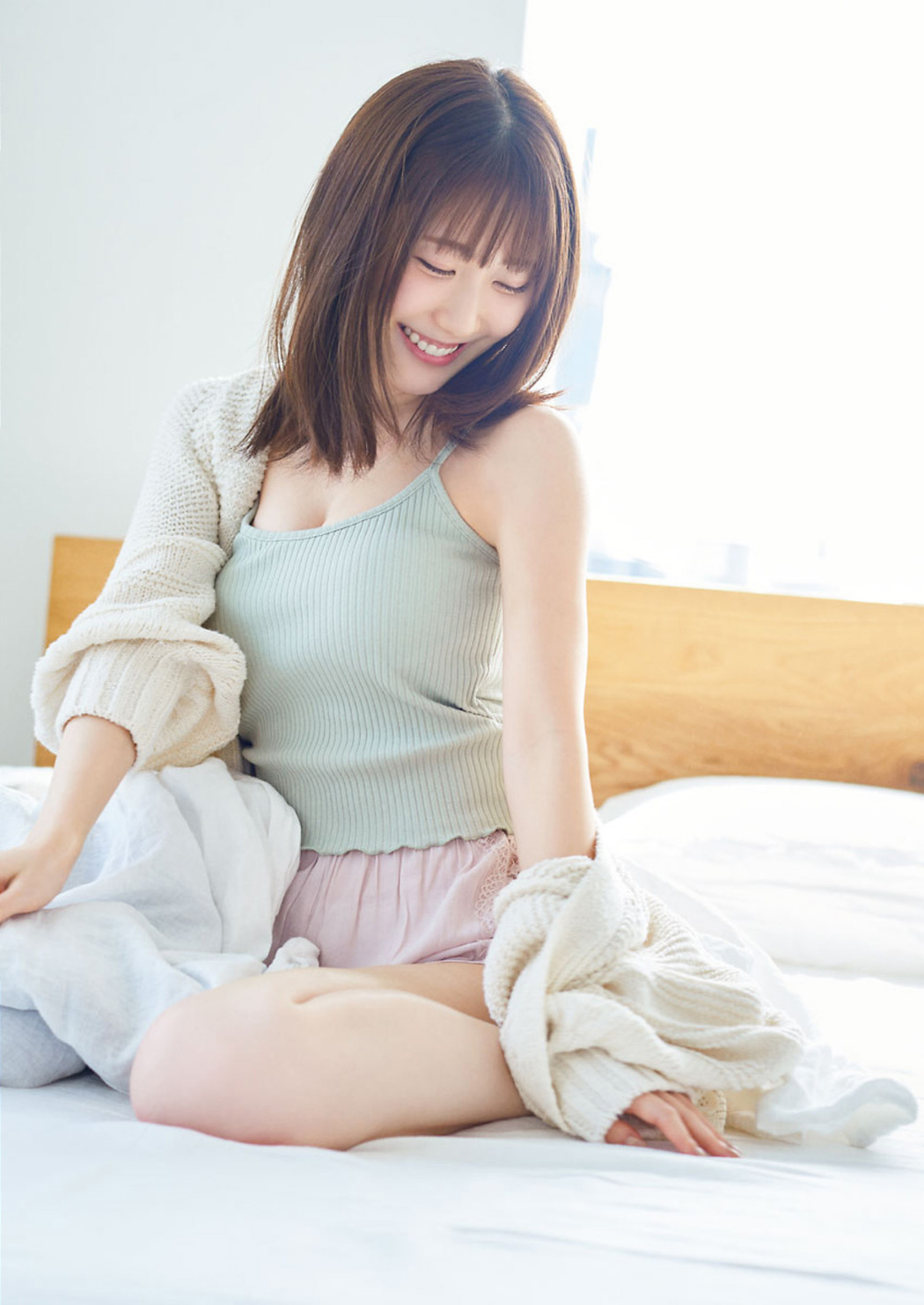 Rina Hidaka 日高里菜, Big Comic Spirits 2021 No.30 (ビッグコミックスピリッツ 2021年30号)