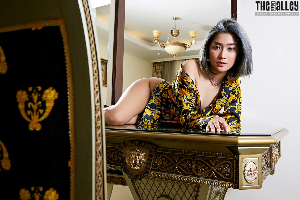 [The Black Alley] Apple Photo Set.110 (2020.10.05)