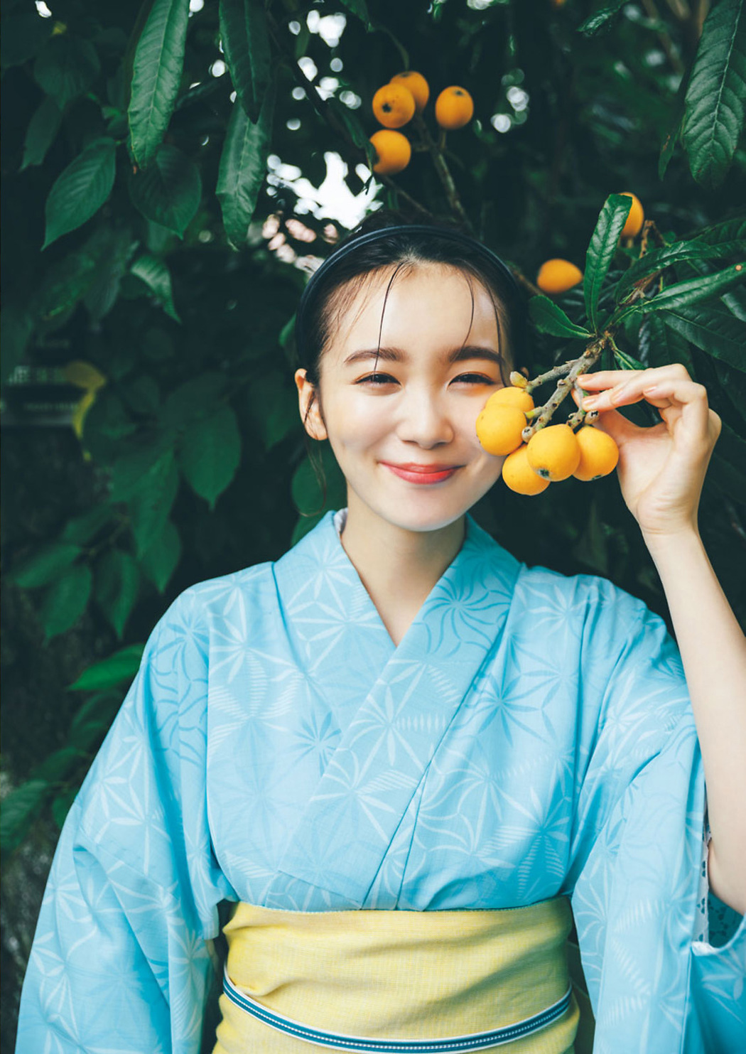 Marie Iitoyo 飯豊まりえ, Big Comic Spirits 2021 No.32 (ビッグコミックスピリッツ 2021年32号)