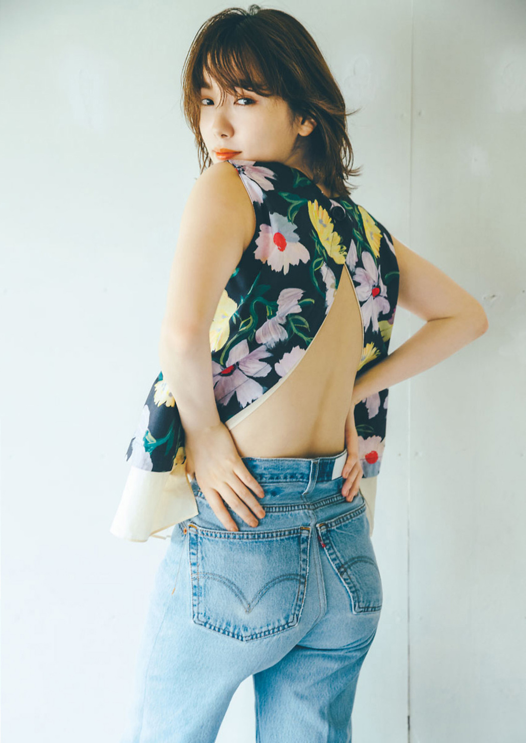 Marie Iitoyo 飯豊まりえ, Big Comic Spirits 2021 No.32 (ビッグコミックスピリッツ 2021年32号)