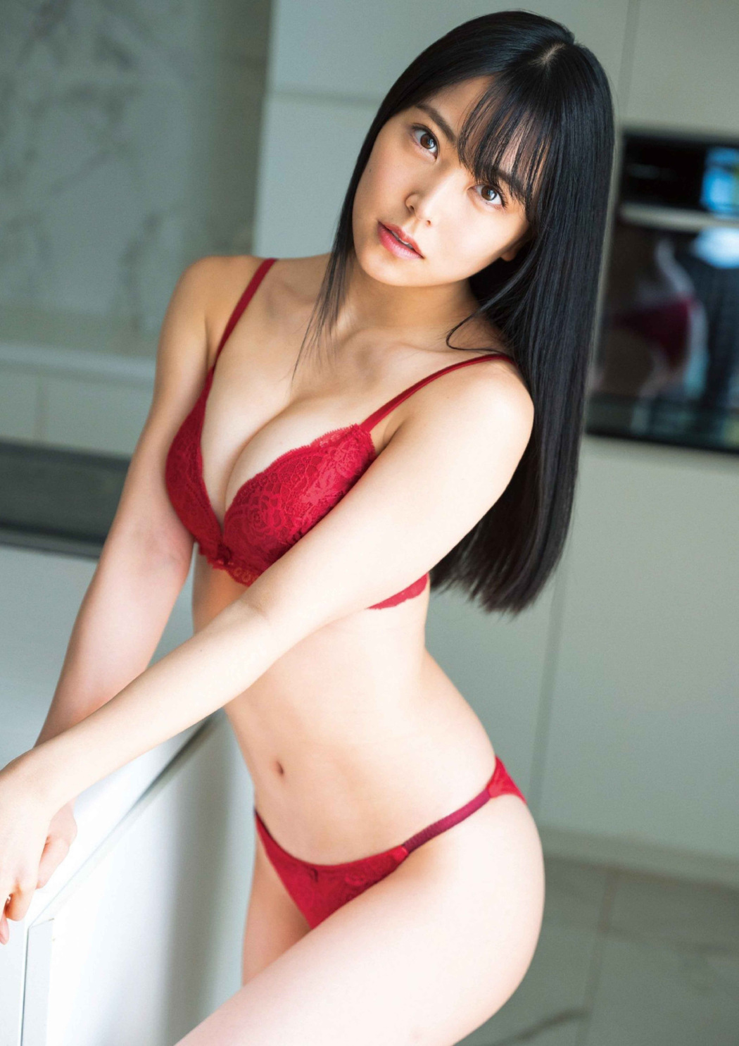 白間美瑠, 上西怜, 本郷柚巴, BUBKA 2021.08 (ブブカ 2021年8月号)