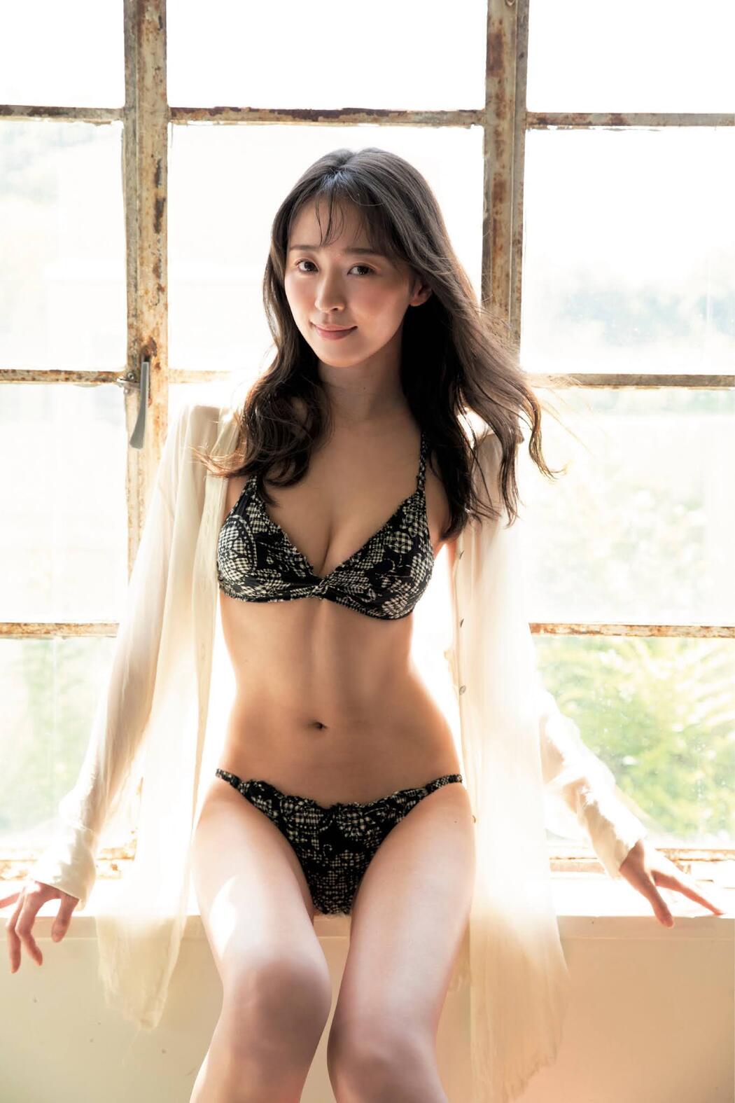 Chika Nakagawa 中川知香, FLASH 2021.09.14 (フラッシュ 2021年9月14日号)