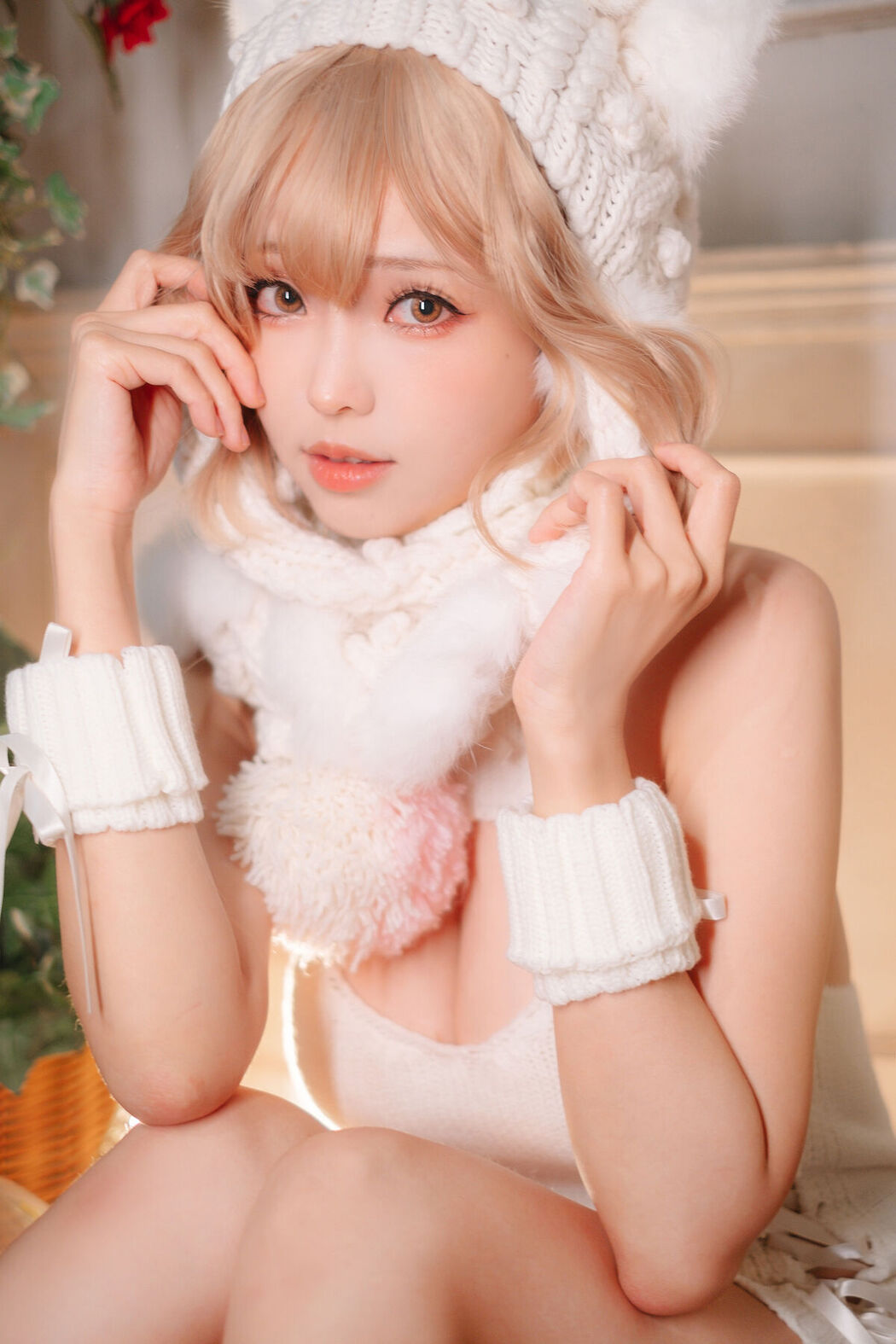 Coser@Ely_eee ElyEE子 – 白色 KNITTING