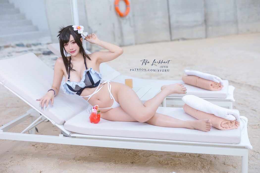 Coser@Byoru – Tifa FF7r Bikini