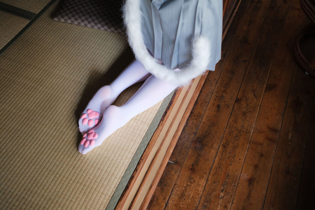 Coser@Elyee 2024年4月 – B.Veranda White Cat