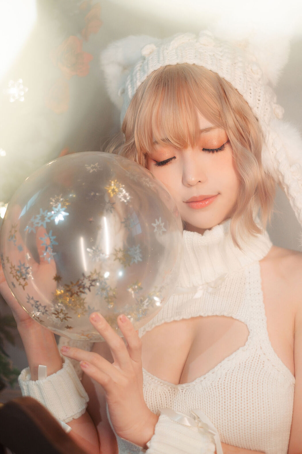 Coser@Ely_eee ElyEE子 – 白色 KNITTING