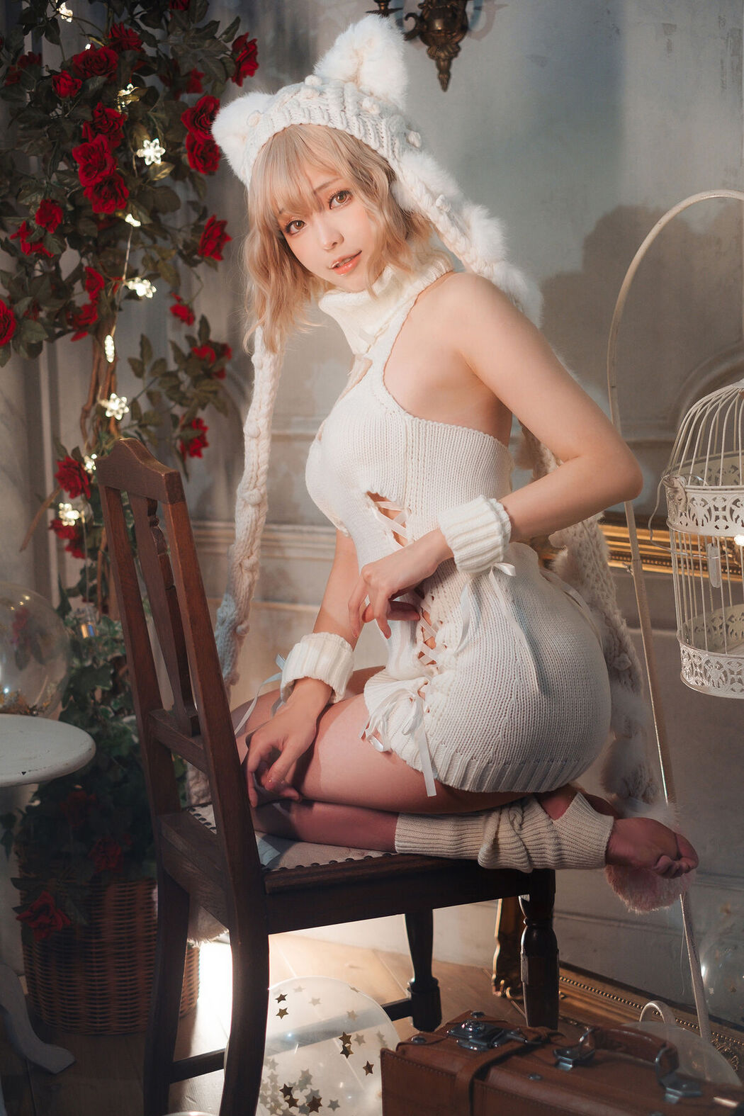 Coser@Ely_eee ElyEE子 – 白色 KNITTING