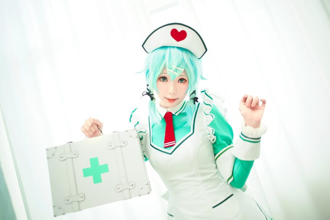 Coser@Ely_eee ElyEE子 – 诗乃护士