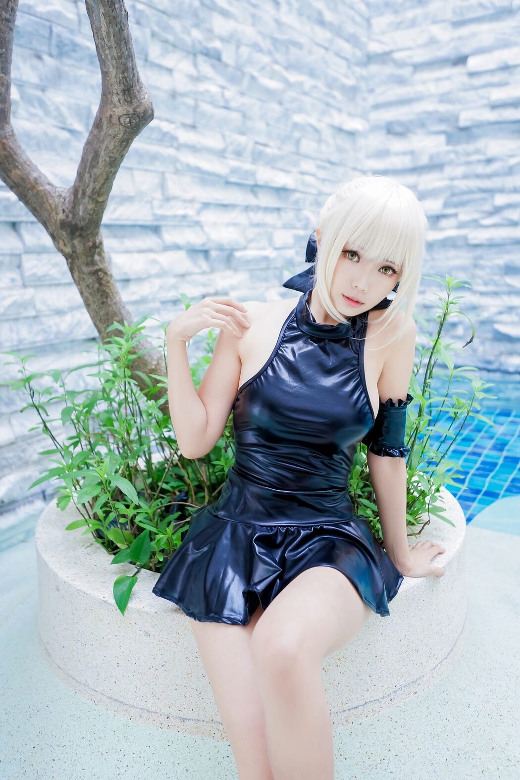 Coser@Ely_eee ElyEE子 – 黑皮泳裙