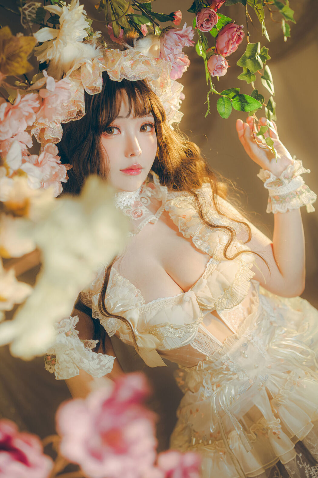 Coser@Elyee 2024年5月 – C.Red Panda Lingerie