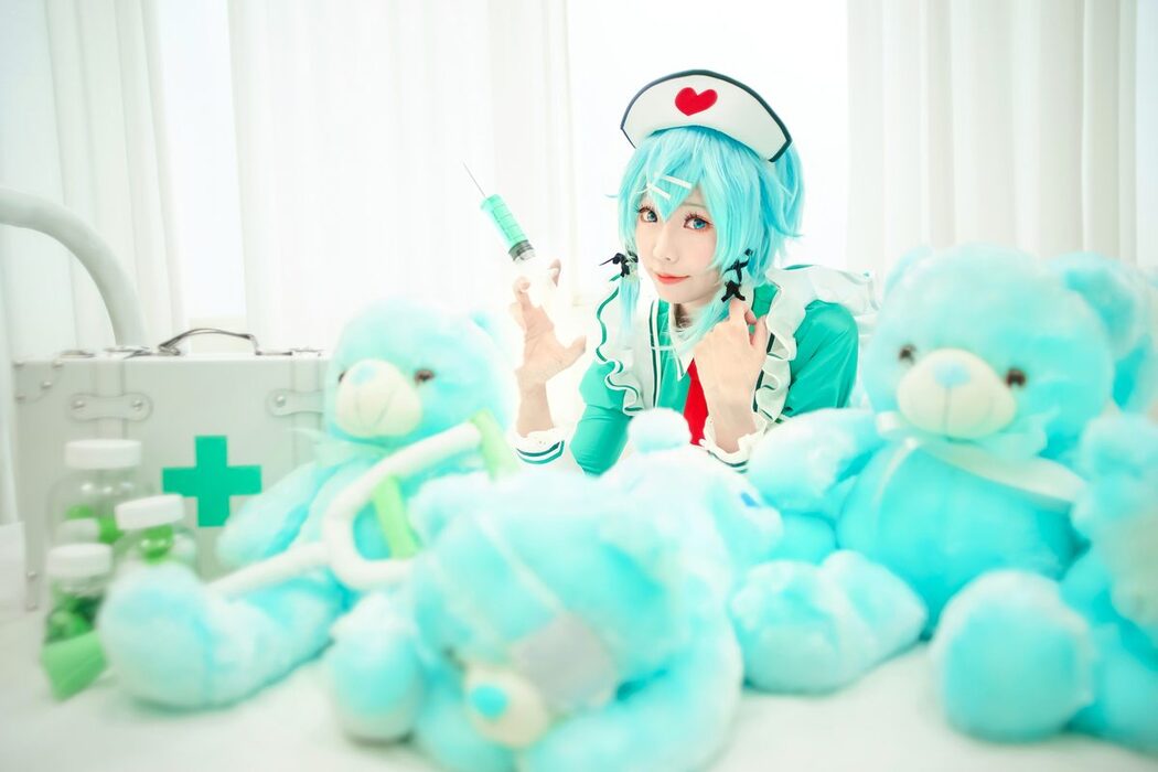 Coser@Ely_eee ElyEE子 – 诗乃护士