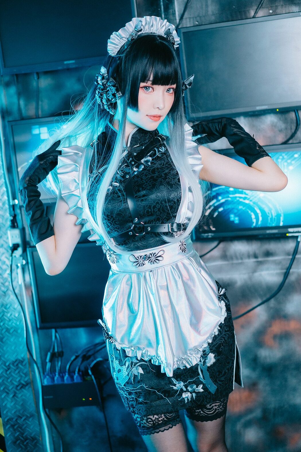 Coser@Ely_eee ElyEE子 – 賽博女僕 Melanite黑榴石