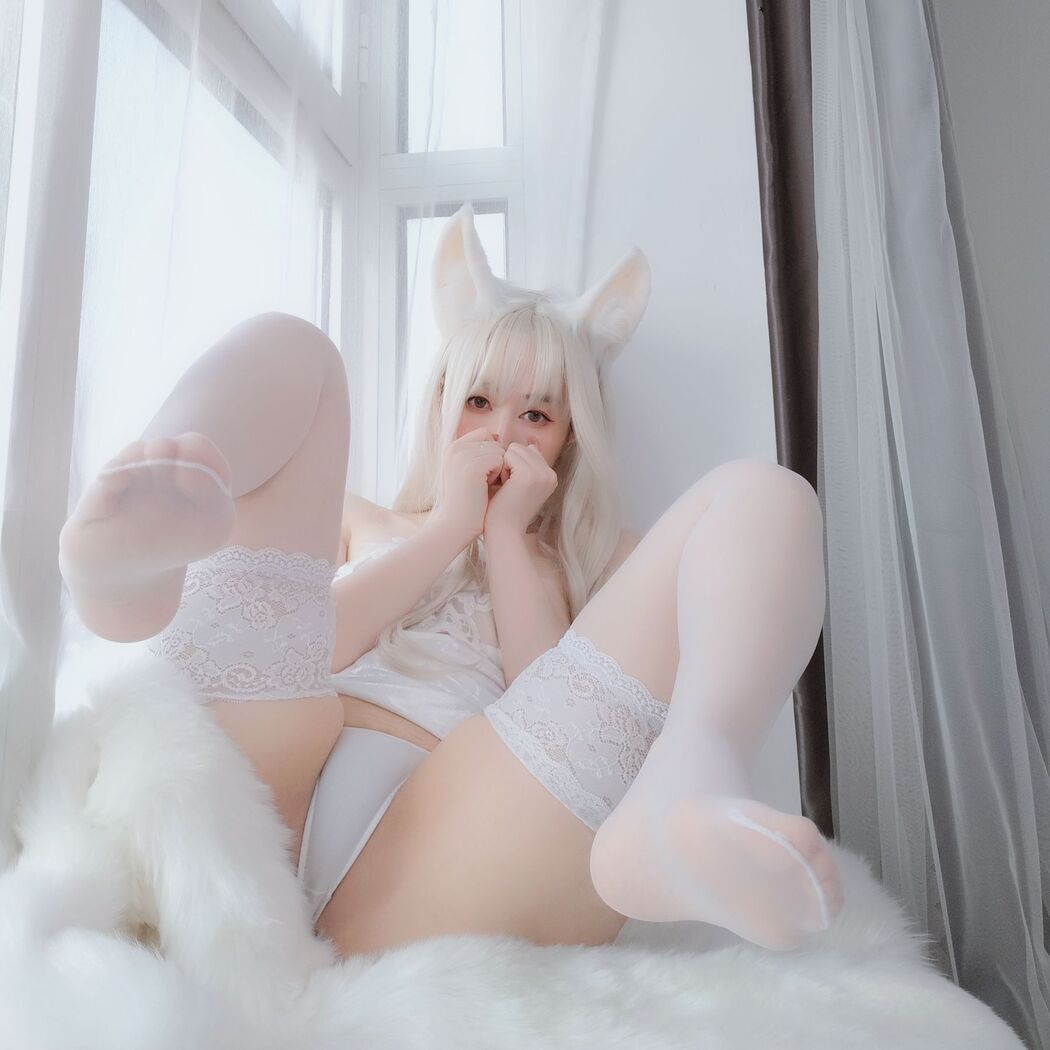 [COS Welfare] Miss Coser Baiyin - White Rabbit