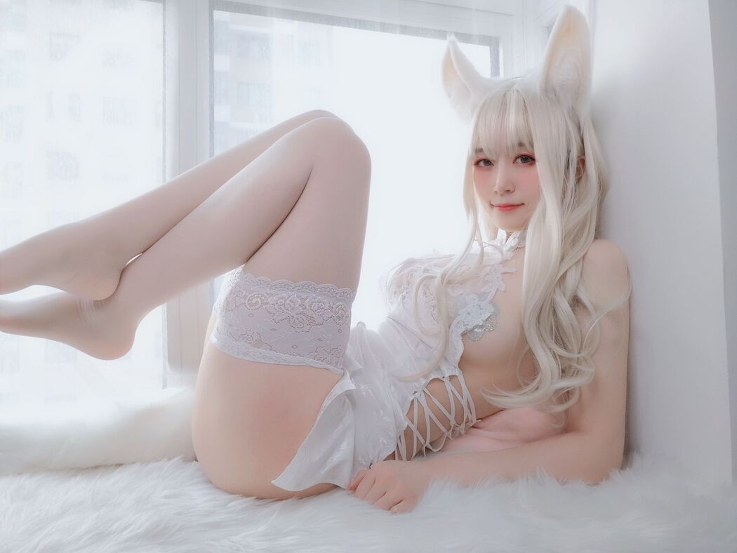 [COS Welfare] Miss Coser Baiyin - White Rabbit