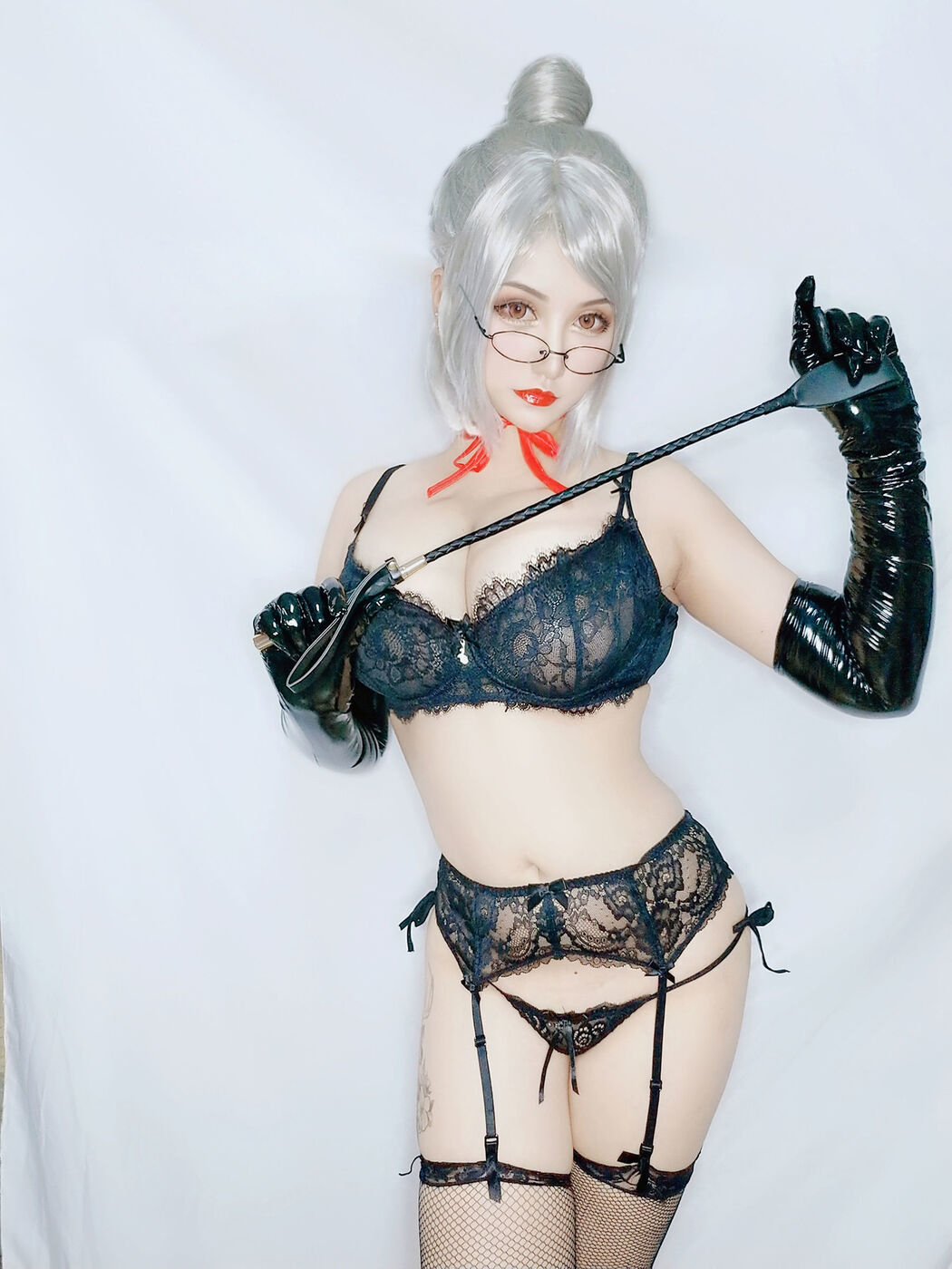 [网红Coser] Xia Gege does not want to get up "Vice President"