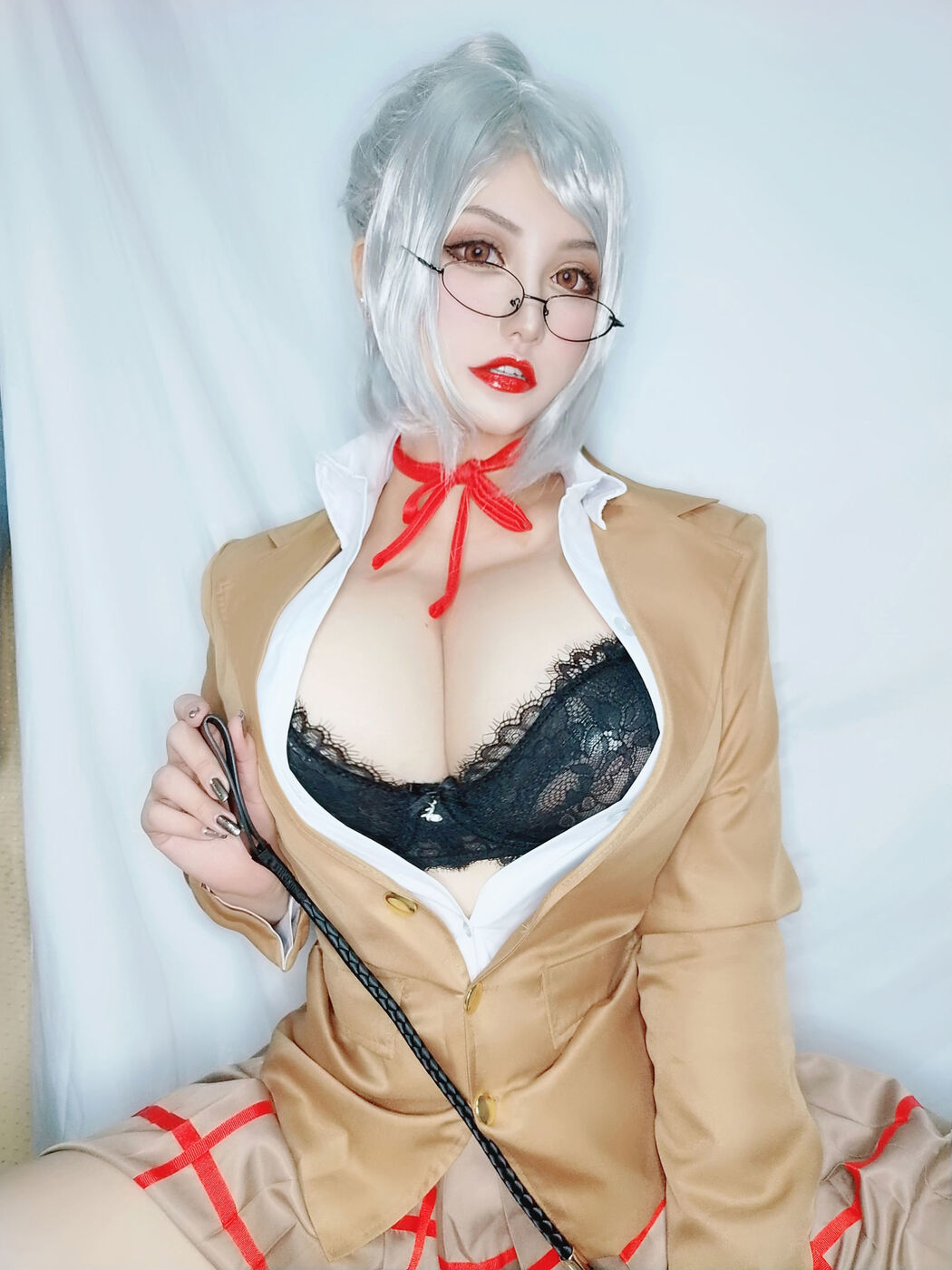 [网红Coser] Xia Gege does not want to get up "Vice President"