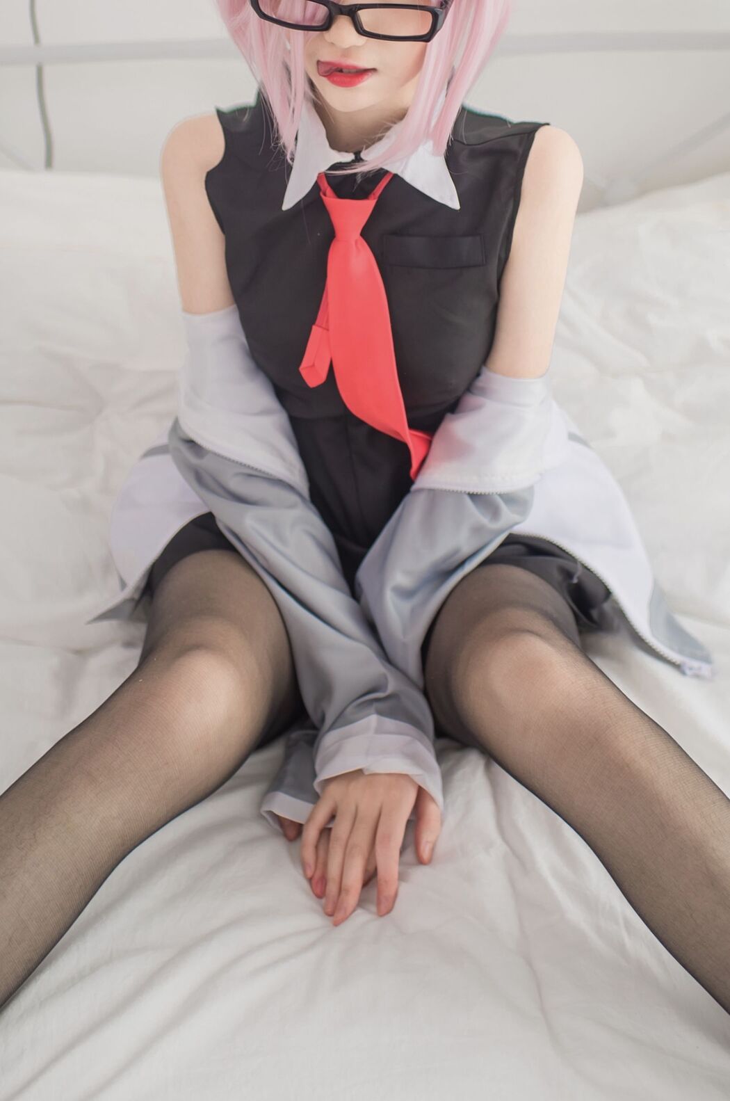 [网红Coser] Nantao Momoko "Masiu Uniform"