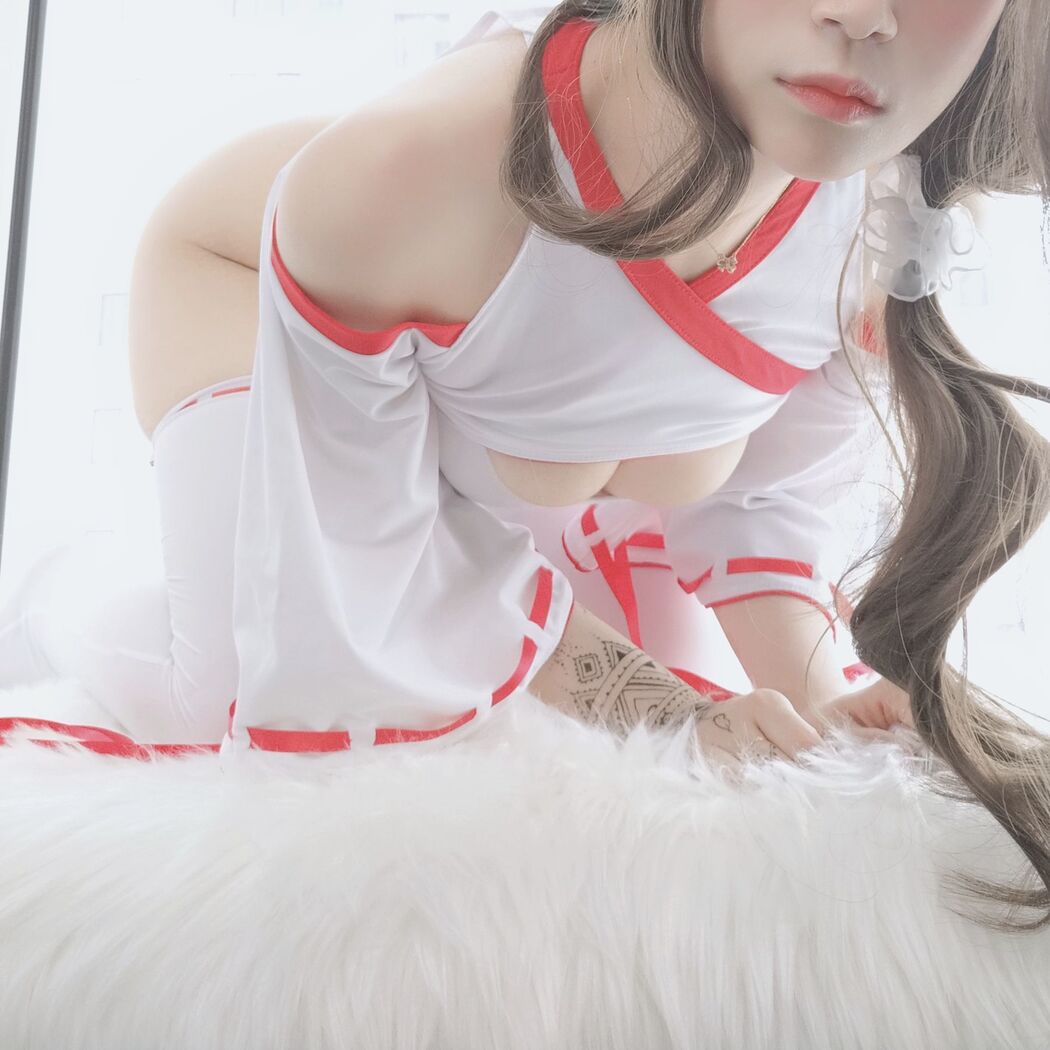 COSER Silver 81 "Little Fox Raised in a Shrine" [COSPLAY Girl]