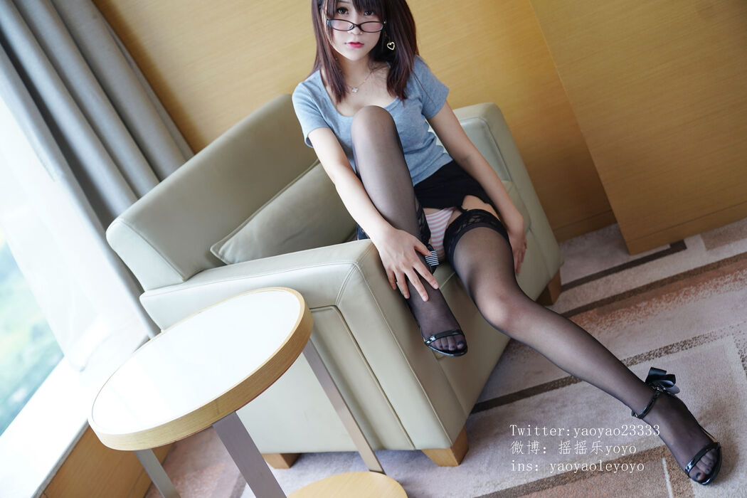 COSER 摇 乐 yoyo 《Uniform 姐》 [COSPLAY Welfare]