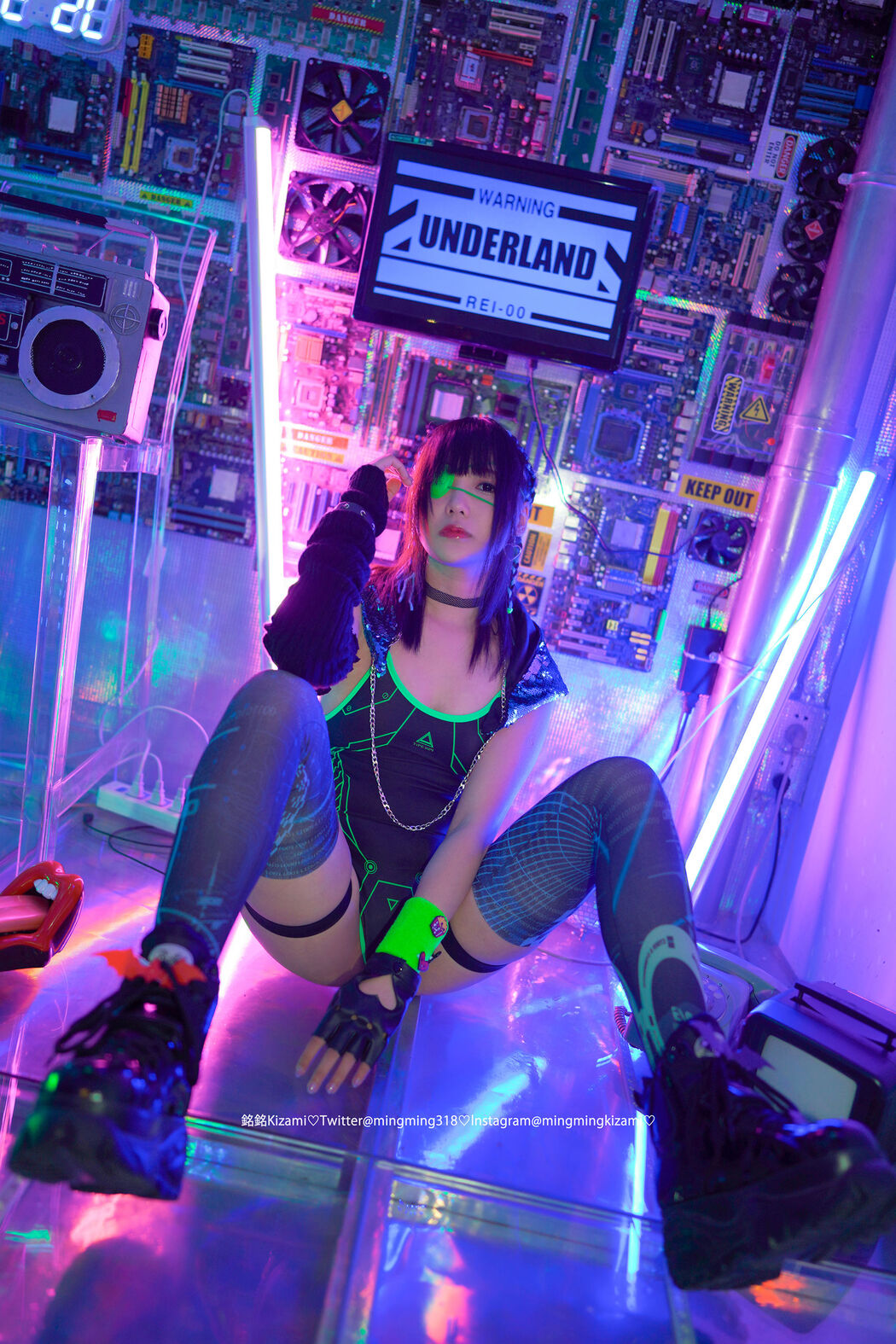 [网红Coser] Ming Ming Kizami "Zhong Li Vol.04"