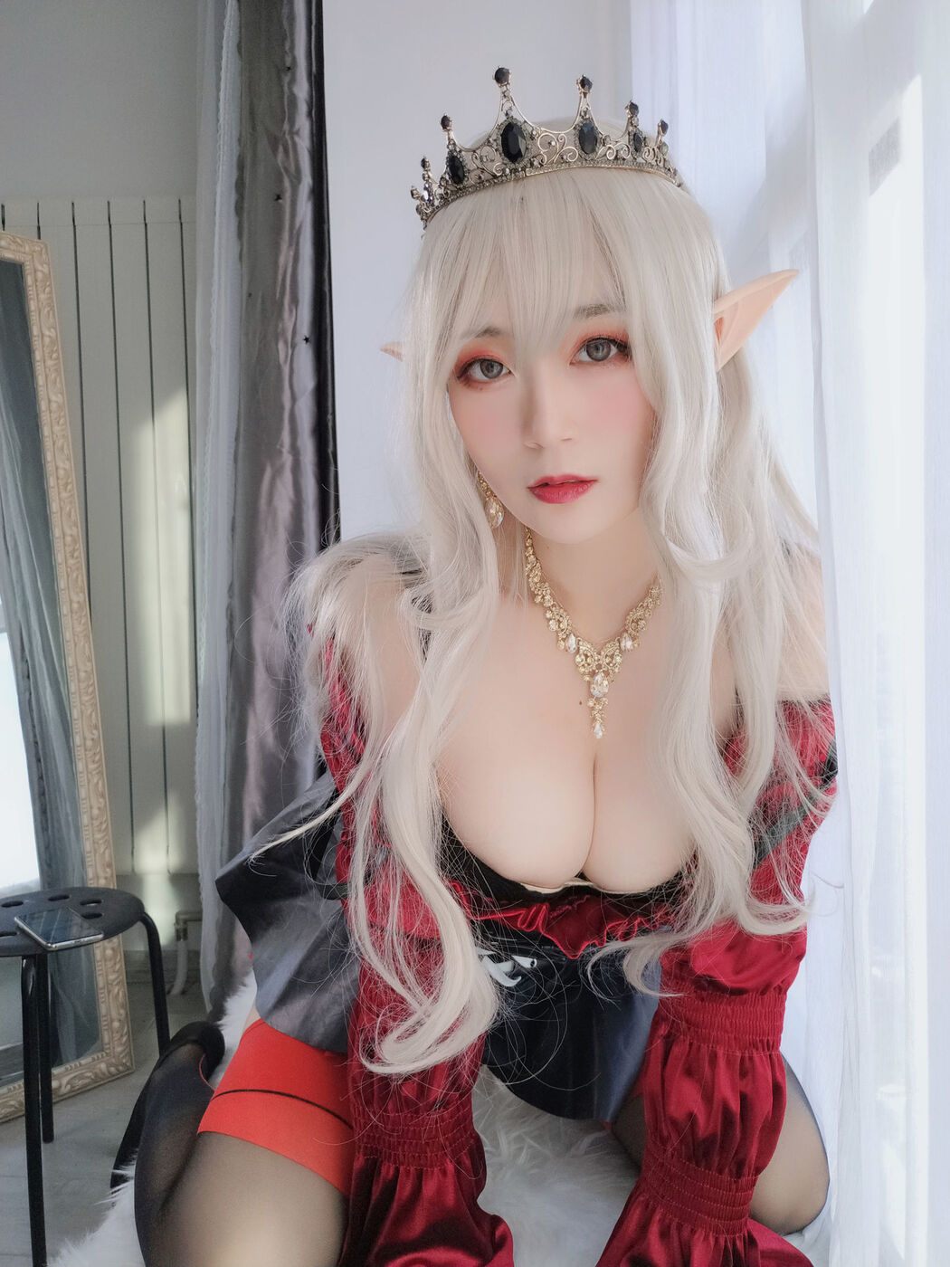 COSER Silver 81 "Royal Vampire" [COSPLAY Girl]