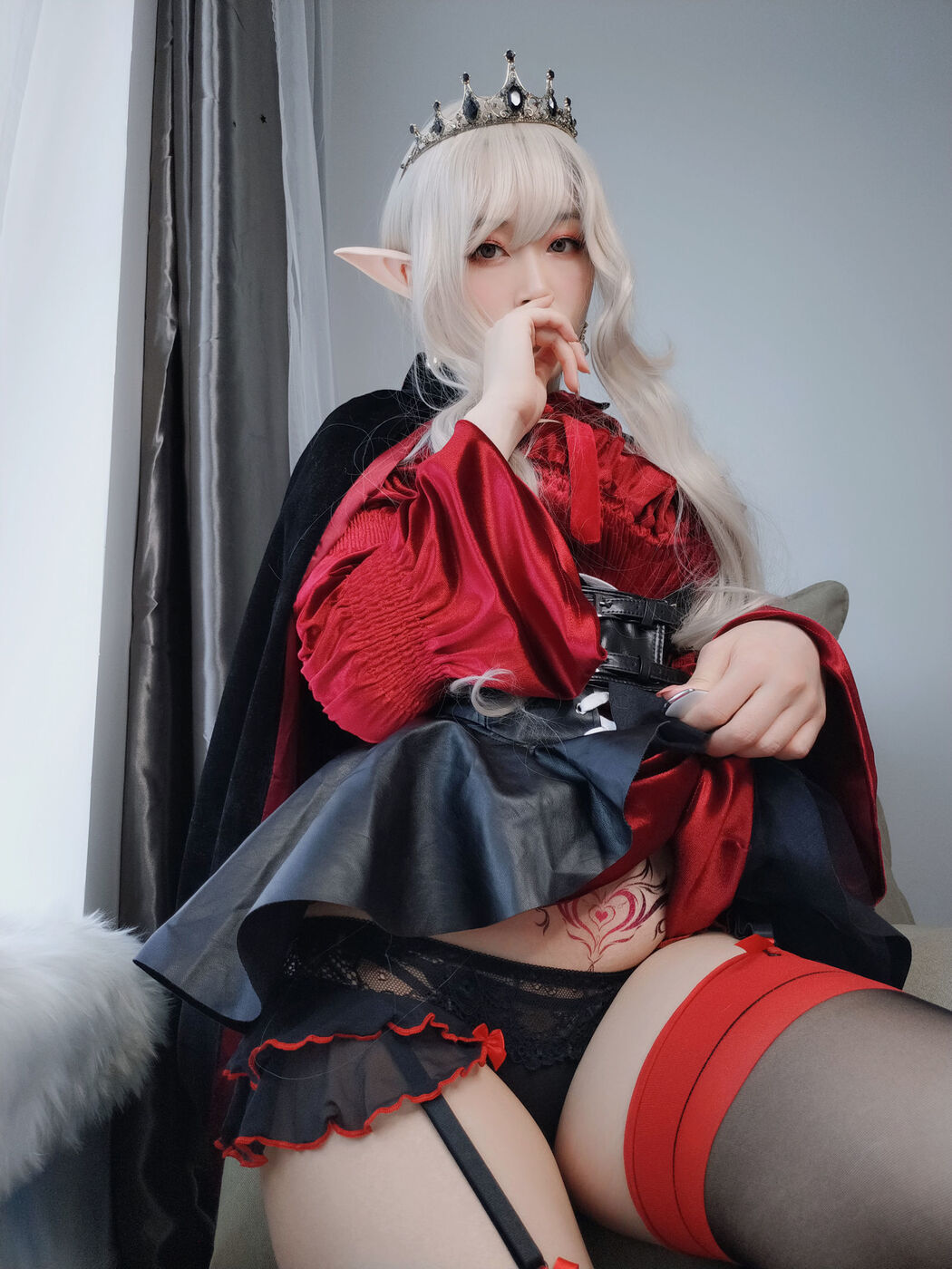 COSER Silver 81 "Royal Vampire" [COSPLAY Girl]