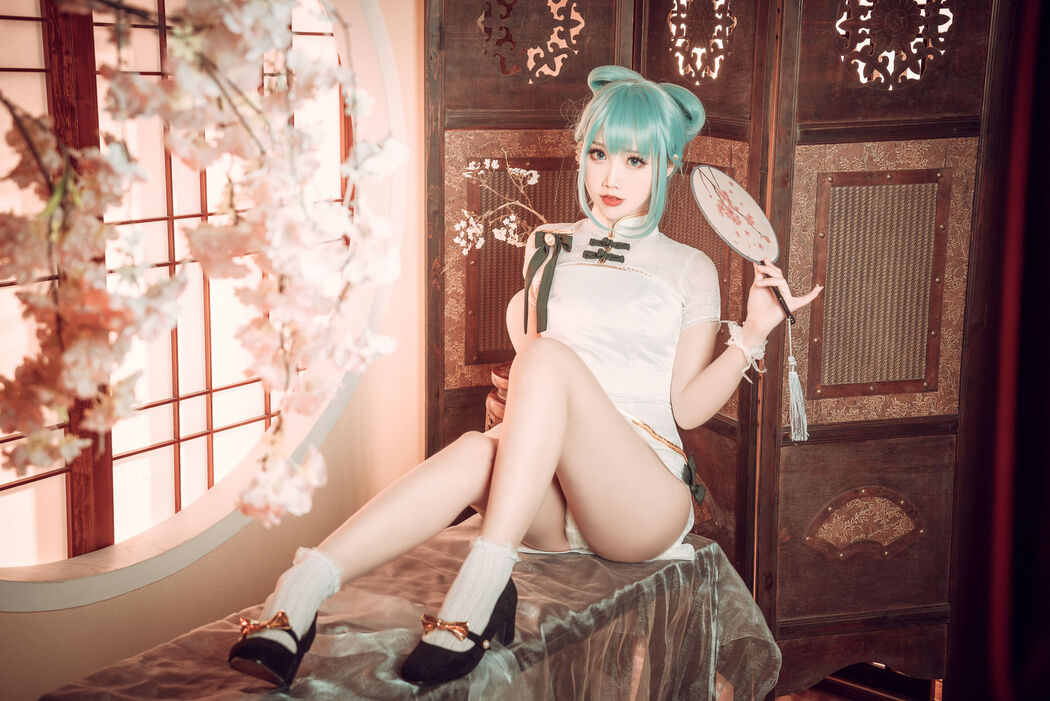 [COS Welfare] Cute and Popular Coser Noodle Fairy - Hatsune Cheongsam