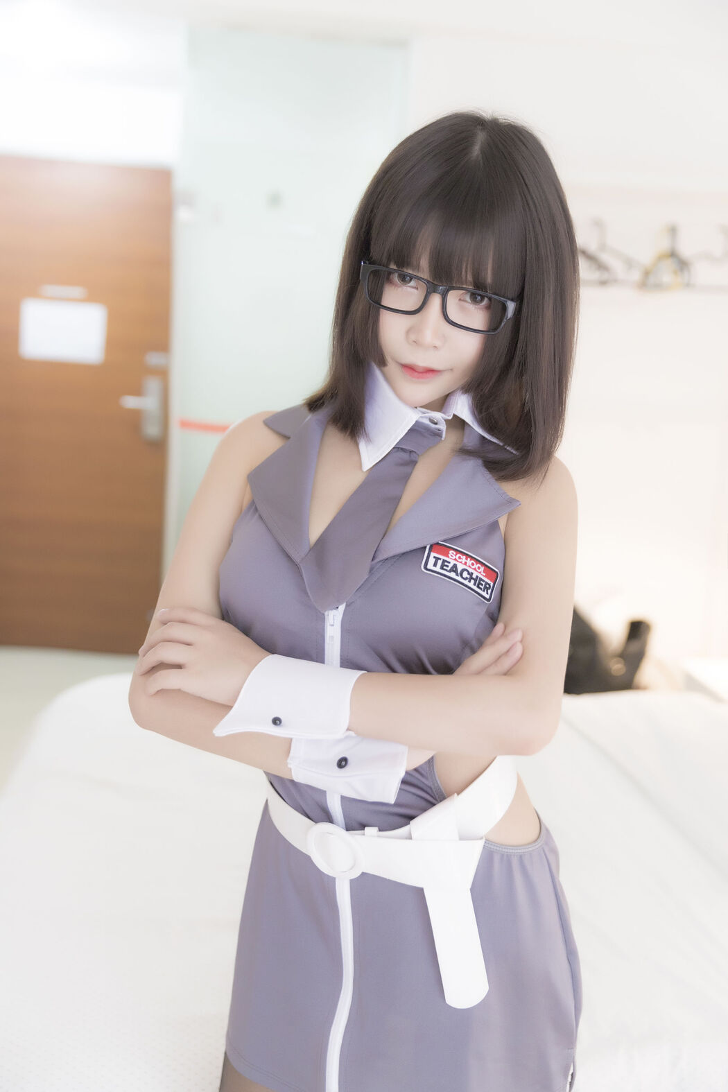 [网红美女Coser] Hold Mo Zi aa "Black Silk Uniform"