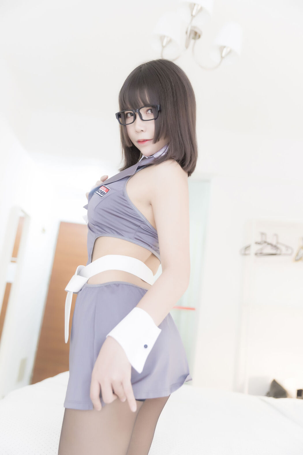 [网红美女Coser] Hold Mo Zi aa "Black Silk Uniform"