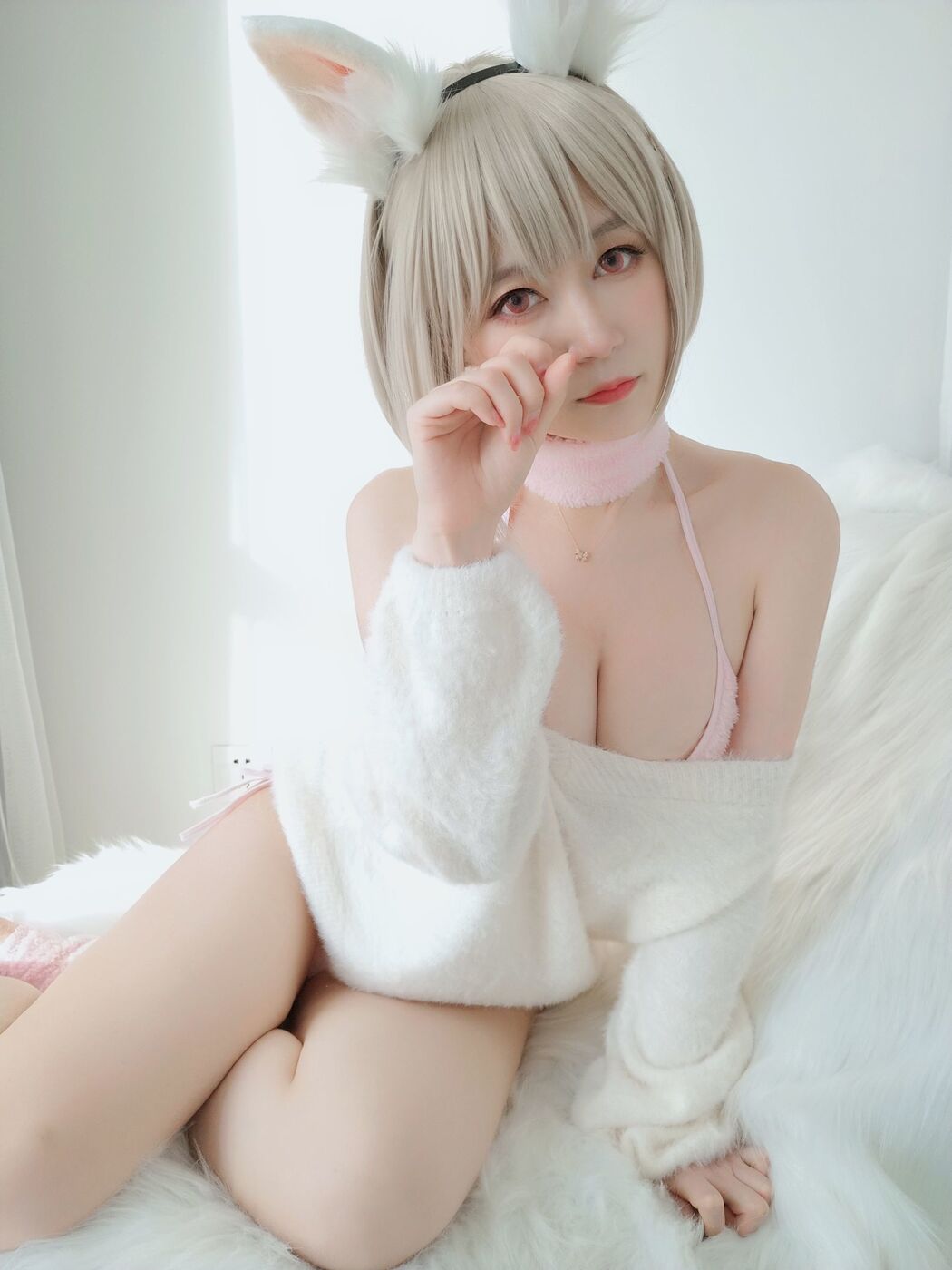 Miss Coser Silver 81 "Little White Rabbit"