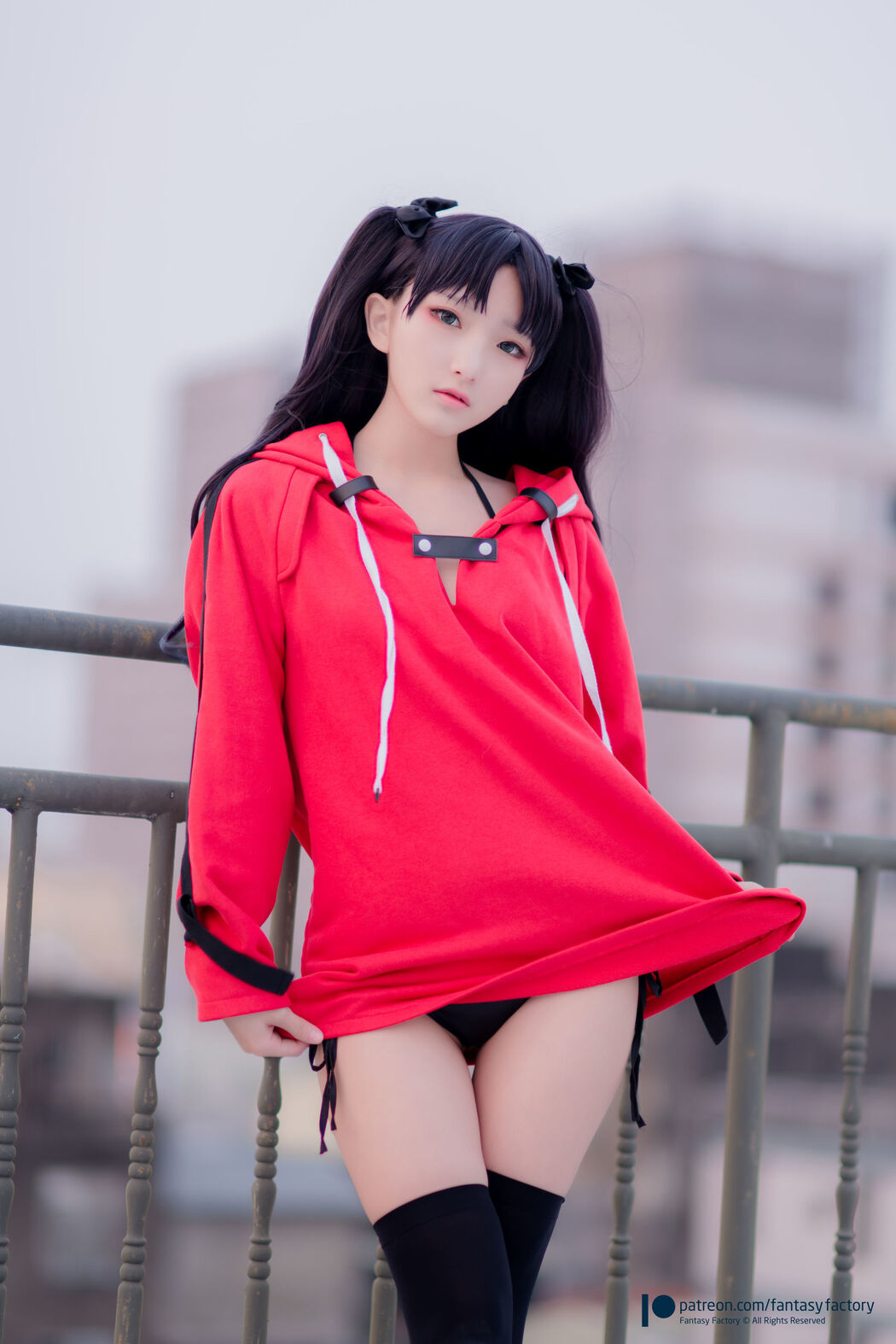 COSER Xiaoding "Bicycle Girl Vinyl Sexy Net Shirt" [Fantasy Factory]