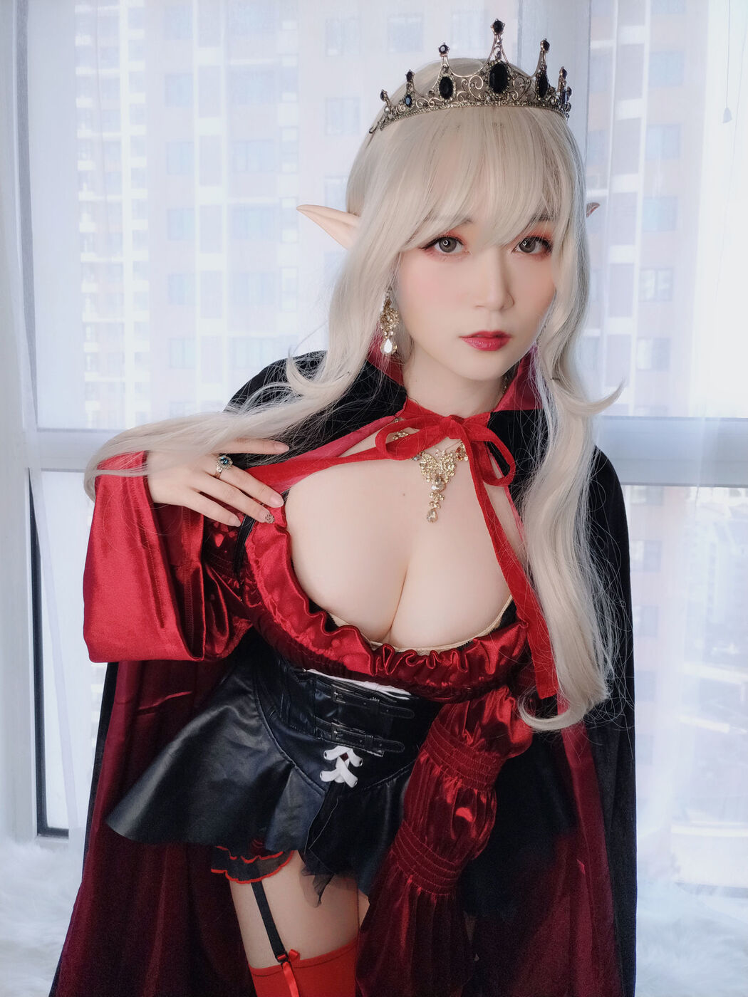COSER Silver 81 "Royal Vampire" [COSPLAY Girl]