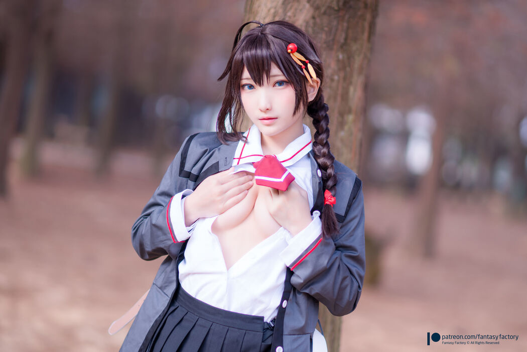 COSER Xiaoding "JK Uniform + Sailor Bunny Outside Shooting" [Fantasy Factory]